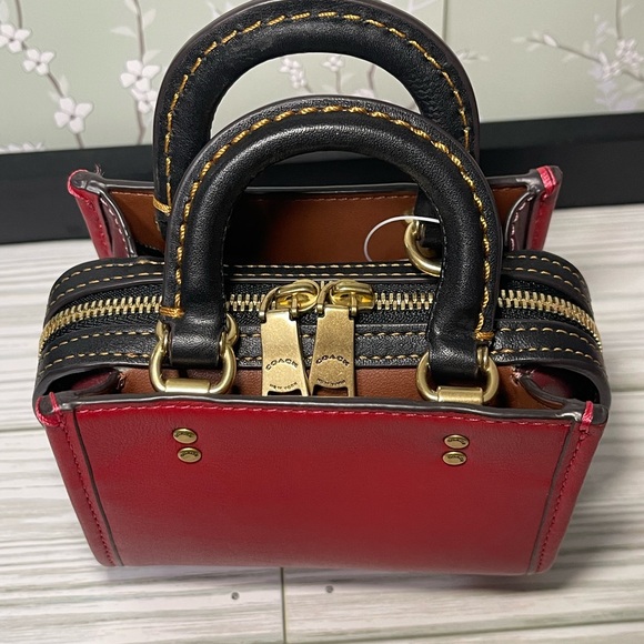 Coach mini - Picture 13 of 14